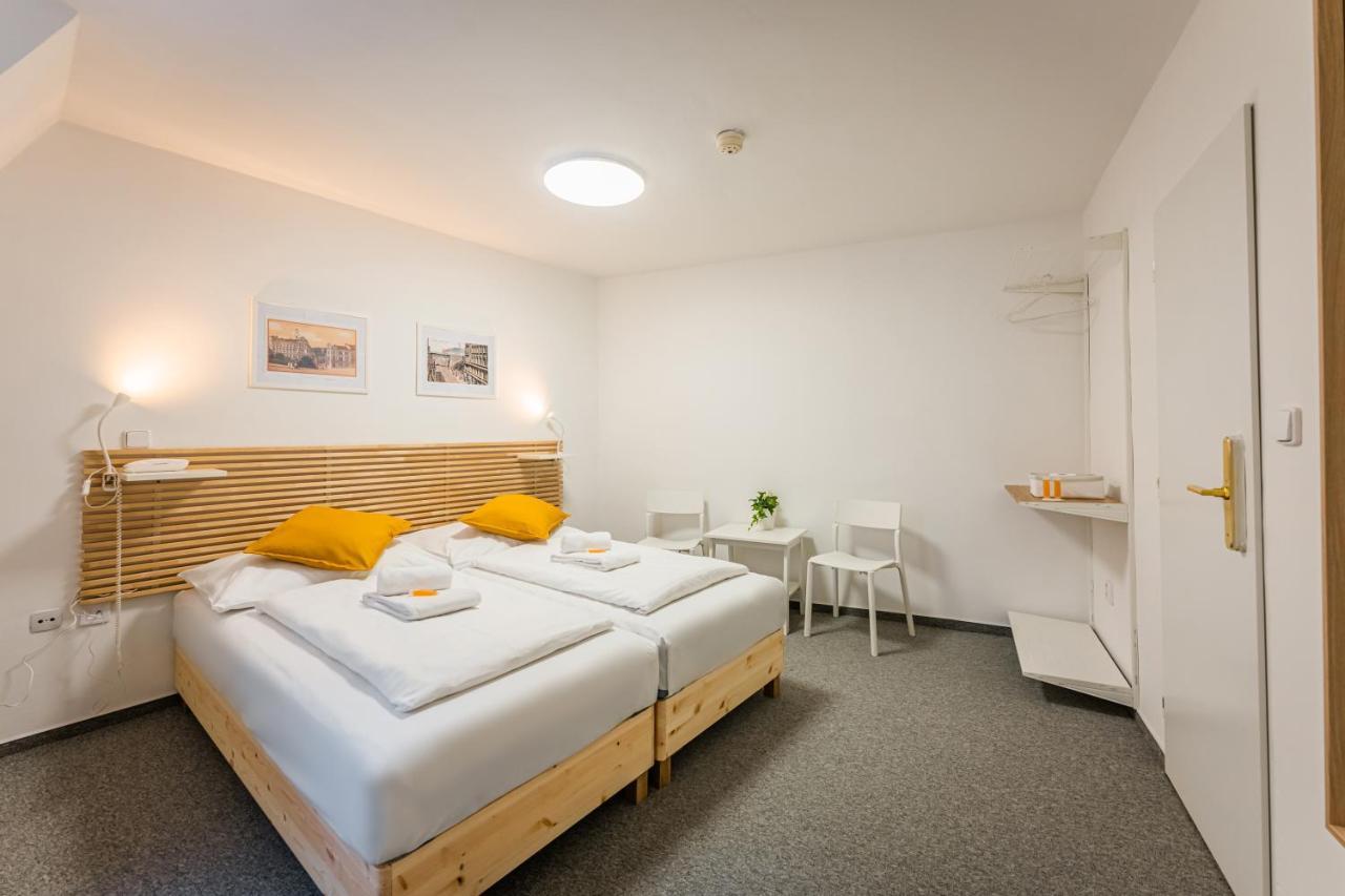 Hotel Self-service Ostas Praga